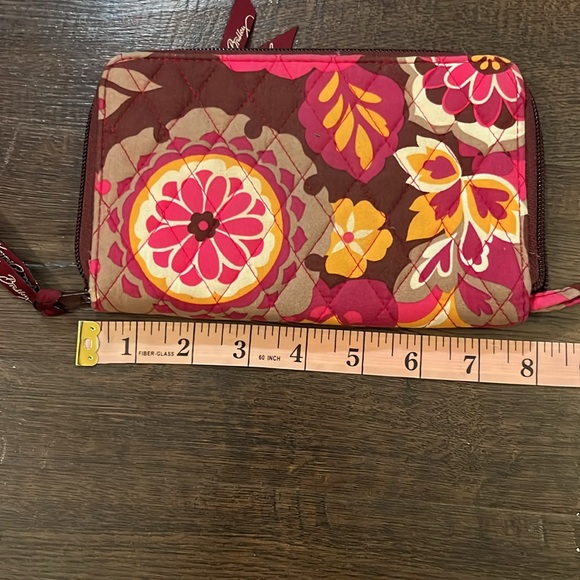 Vera Bradley Wide Wristlet - Picture 3 of 6